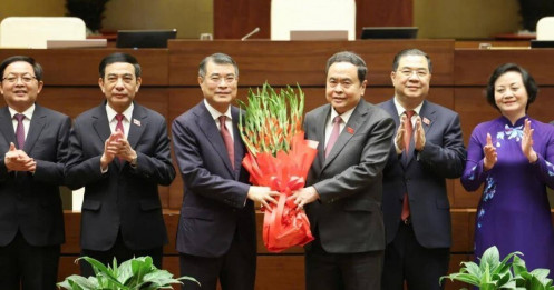 Đại tướng Phan Văn Giang giữ chức vụ Phó Thủ tướng kiêm Bộ trưởng Bộ Quốc phòng