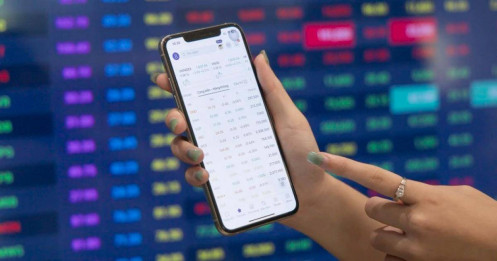 Cú breakout ngoạn mục đưa VN-Index áp sát vùng 1.775 điểm