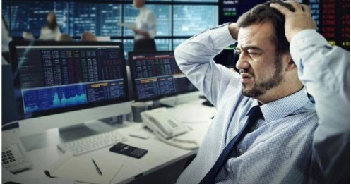 Một mã họ Vin bất ngờ hứng cú 'xả' 2.000 tỷ từ khối ngoại