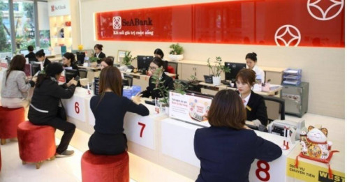 “Cuộc đua” hạ lãi suất chính thức khởi động