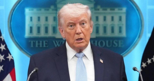 Ông Trump: Iran không được thu phí tàu đi qua eo biển Hormuz