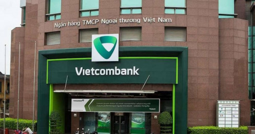 VCB vừa công bố tăng vốn và lập ngân hàng tại VIFC… nhưng cổ phiếu lại giảm mạnh - dòng tiền đang nhìn thấy điều gì?