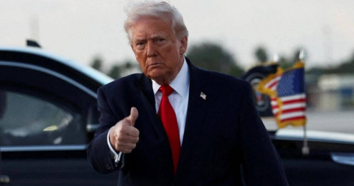 Mỹ chính thức phong tỏa các cảng Iran