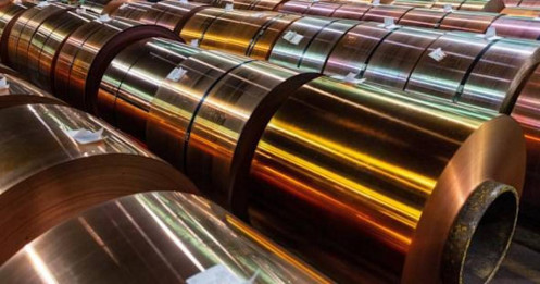 Kim loại công nghiệp bật tăng: Giá đồng leo lên đỉnh hơn 1 tháng nhờ kỳ vọng hạ nhiệt căng thẳng Trung Đông