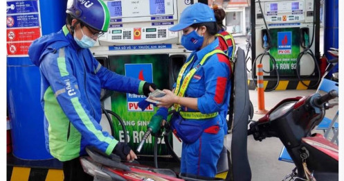 Doanh nghiệp sắp được tự quyết giá xăng dầu theo dự thảo mới