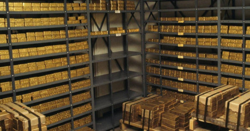 “Tài sản trú ẩn” cũng bị bán tháo: Vì sao ngân hàng trung ương xả vàng giữa khủng hoảng?