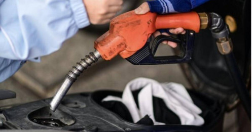 Từ ngày mai, xăng dầu đồng loạt được áp dụng cơ chế thuế 'chưa từng có'