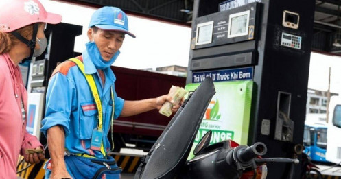 Giá dầu giảm từ 0h ngày 16/4: Bộ Công Thương lên tiếng