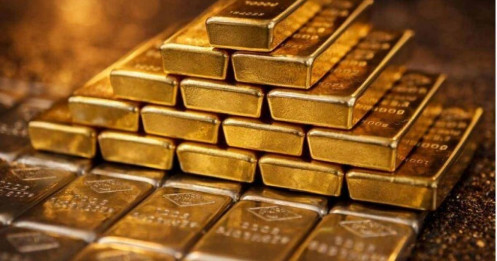 Dòng tiền toàn cầu quay lại với vàng