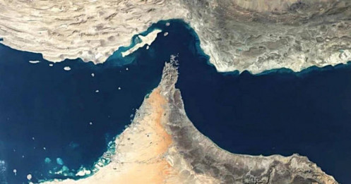 Nội bộ Iran "đá" nhau về tuyên bố liên quan Hormuz