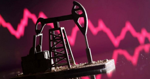 Giá dầu thô "dựng đứng" sau phát súng của Thủy quân lục chiến Mỹ