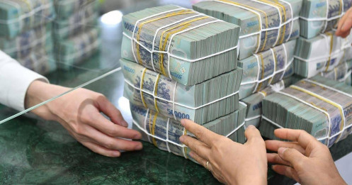 Đừng "tất tay" khi lãi suất ngân hàng chạm đáy