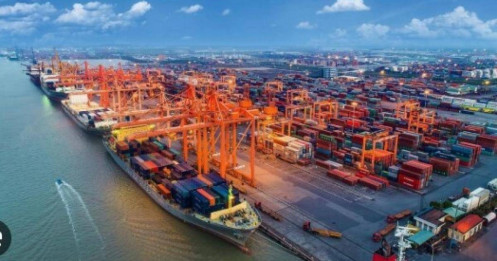 Tính đến 15/4, Việt Nam nhập siêu 7,9 tỷ USD