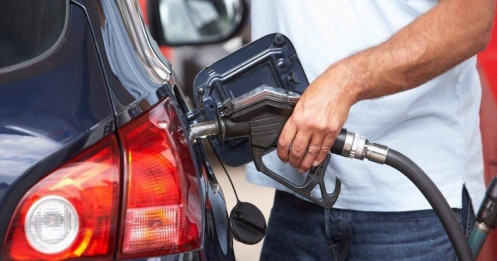 Giá dầu Diesel bốc hơi gần 17.000 đồng, rẻ nhất khu vực