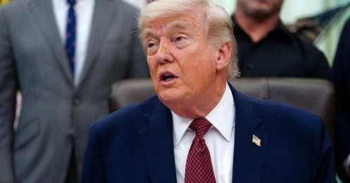 Donald Trump và chiến lược "trì hoãn" tại chảo lửa Iran