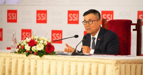 SSI làm "anh cả" chứ không làm "trùm chợ"