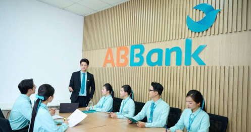 ABBank "đặt cược" vào nhân sự