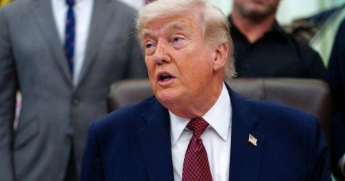 Ông Trump đối mặt với mức ủng hộ thấp kỷ lục