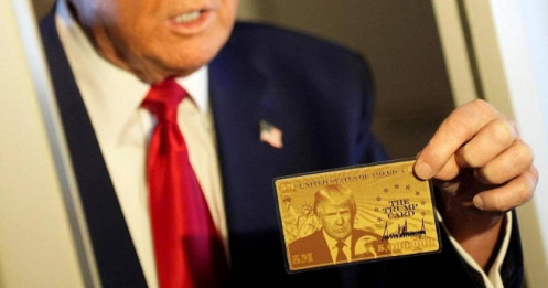 Mỹ mới duyệt bán một 'thẻ vàng định cư' triệu USD