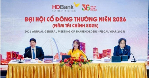 Vì sao HDBank “nói không” với cổ tức tiền mặt?