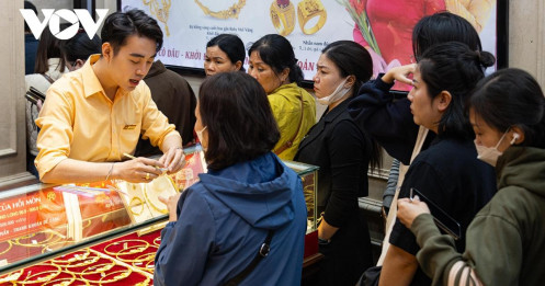 Huy động vàng trong dân: Đánh thức “mỏ vốn” khổng lồ