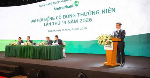 VCB vừa họp ĐHCĐ: Tăng vốn gần 94.000 tỷ, chi 20.000 tỷ cổ tức...nhưng cổ phiếu vẫn "ngủ đông" - Cơ hội hay cái bẫy 2026?