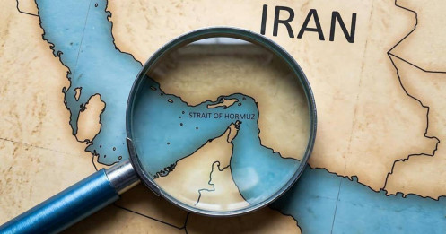 Hormuz "nghẽn" vì phí bảo hiểm?