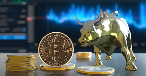 Bitcoin đón sắc xanh đầu tháng 5 giữa vòng vây rủi ro
