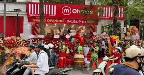 Cuộc đối đầu không khoan nhượng trên vỉa hè Hà Nội