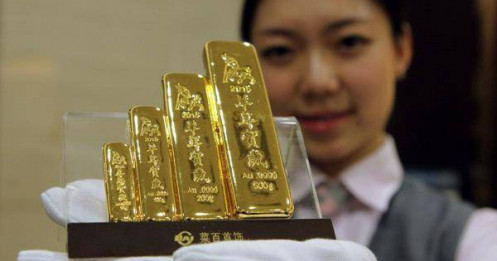 Tiêu thụ vàng tại Trung Quốc tăng hơn 4% trong quý I/2026, nhu cầu đầu tư bùng nổ giữa cơn sốt giá vàng