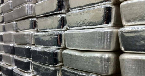 Bạc và cú rơi "chia đôi" từ đỉnh lịch sử