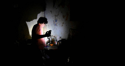 Cuba kiệt quệ trong gọng kìm "bỏ đói năng lượng"