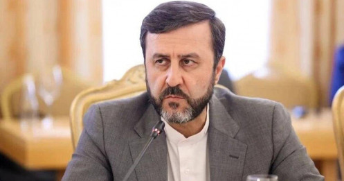 Iran không khuất phục trước sức ép quân sự từ Washington