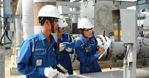 Sóng dầu khí "cuốn phăng" sự thận trọng của thị trường