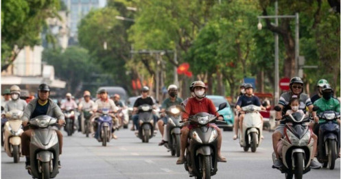 Hà Nội dự kiến hỗ trợ tối đa 5 triệu đồng mỗi người để chuyển sang xe máy điện