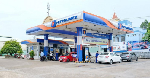 Bốc hơi 40% từ đỉnh, PLX còn hấp dẫn?