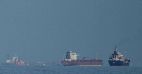 Quan hệ UAE - Iran xấu đi, eo biển Hormuz thêm bất ổn