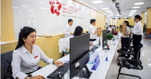 Thủ tướng: Nghiêm cấm quy định thêm thủ tục hành chính, làm tăng chi phí