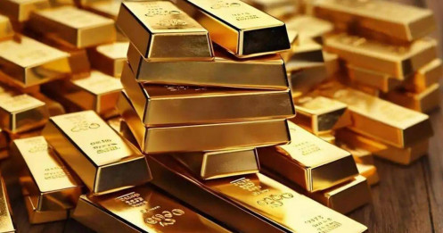 Thị trường vàng biến động ngược chiều thế giới