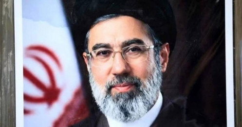 Lãnh tụ Iran gửi "thông điệp thép"