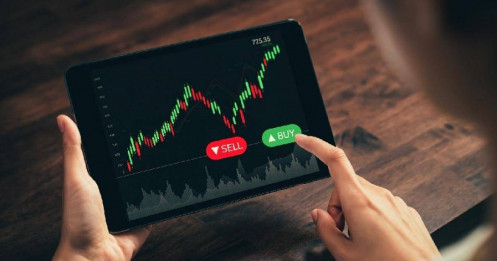 Cuộc đổ bộ của đế chế tư nhân tỷ USD lên sàn chứng khoán