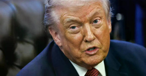 Mỹ không kích Iran, ông Trump tuyên bố sẽ “giám sát” eo biển Hormuz