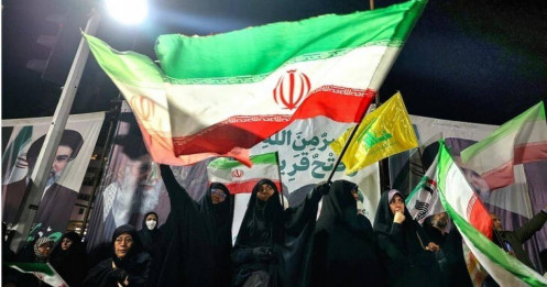 Đài Iran hé lộ dự thảo hòa bình với Mỹ: Washington rút quân, Hormuz mở cửa trở lại