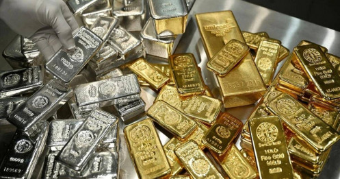 Dòng tiền rút khỏi kim loại quý