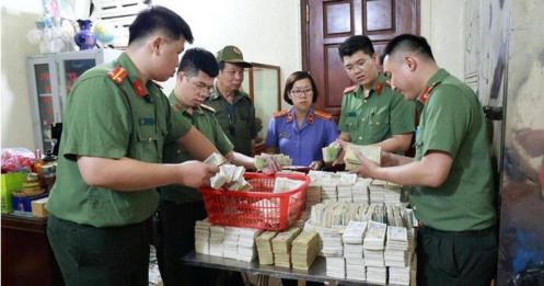 Hé lộ thủ đoạn "ăn chặn" hàng tỷ đồng tiền công đức tại đền Kỳ Cùng