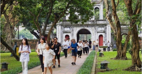Hà Nội sắp chi gần 2.000 tỷ đồng cho chính sách an sinh lớn, hàng triệu người dân được hưởng lợi