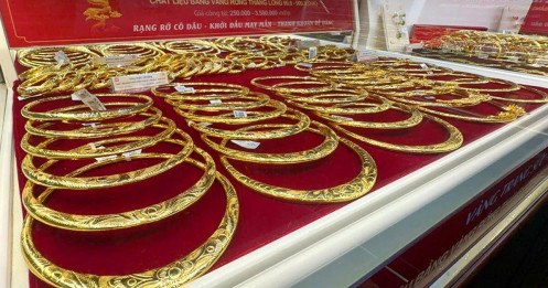Kim loại quý tìm lại ánh hào quang?