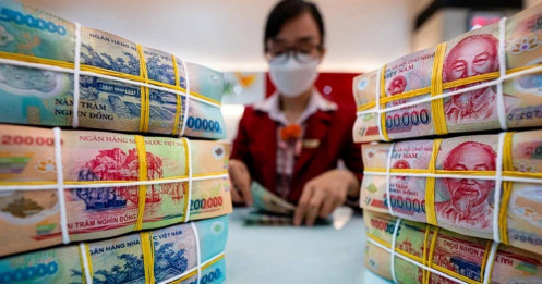 "Cuộc chiến nghìn tỷ" sau quầy giao dịch