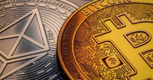 Việt Nam học gì từ các cường quốc crypto?