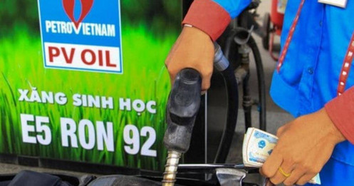 Khan hiếm xăng E5